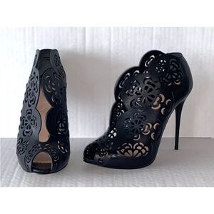 Alexander McQueen laser cut genuine leather booties, US8